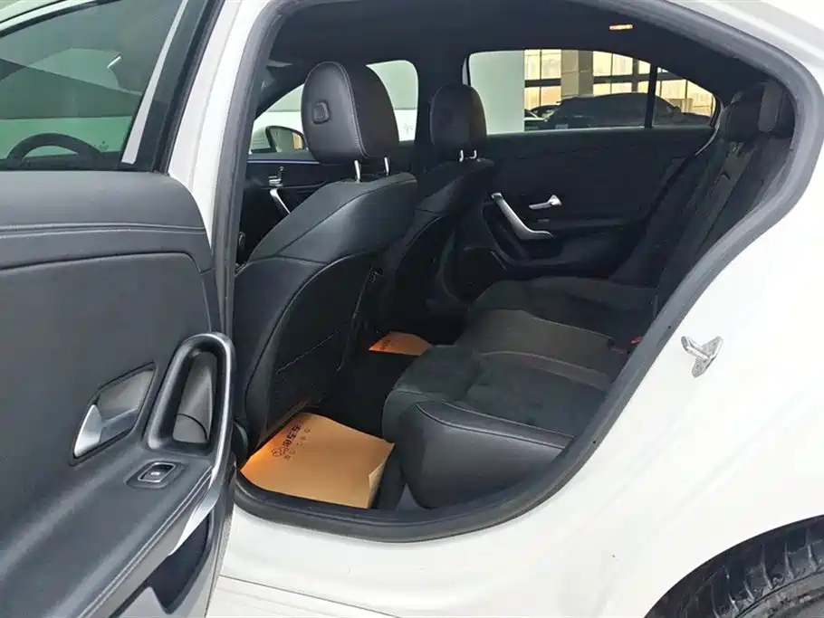 MERCEDES-BENZ A CLASS