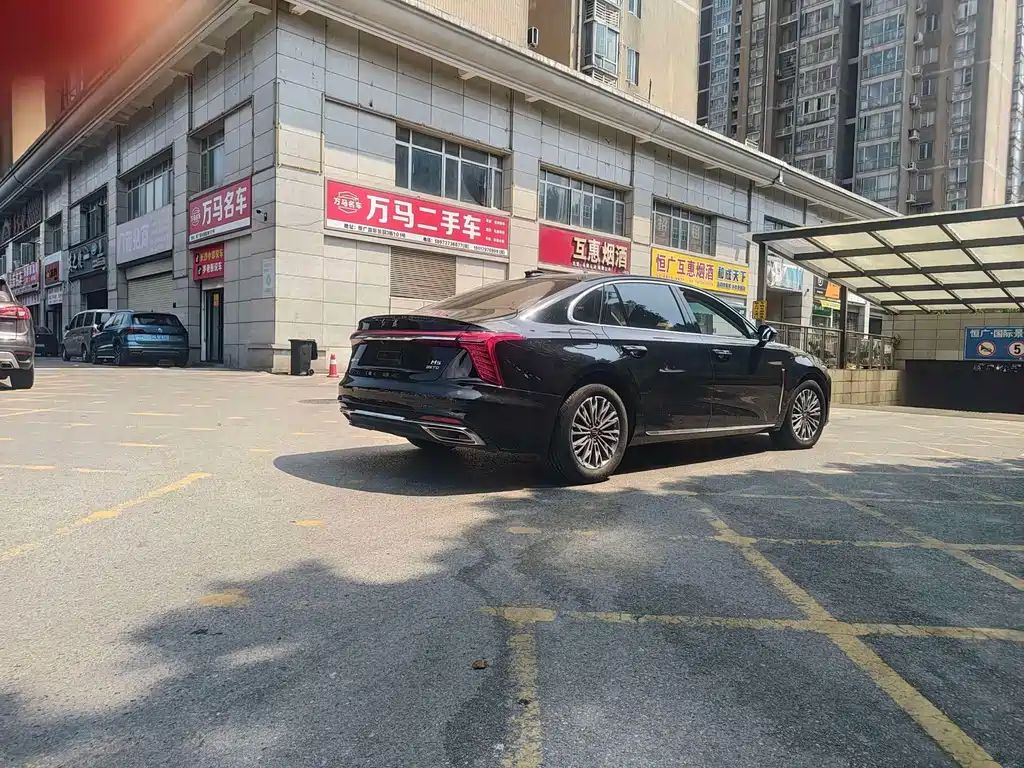 Hongqi Hongqi H5 — миниатюра 9