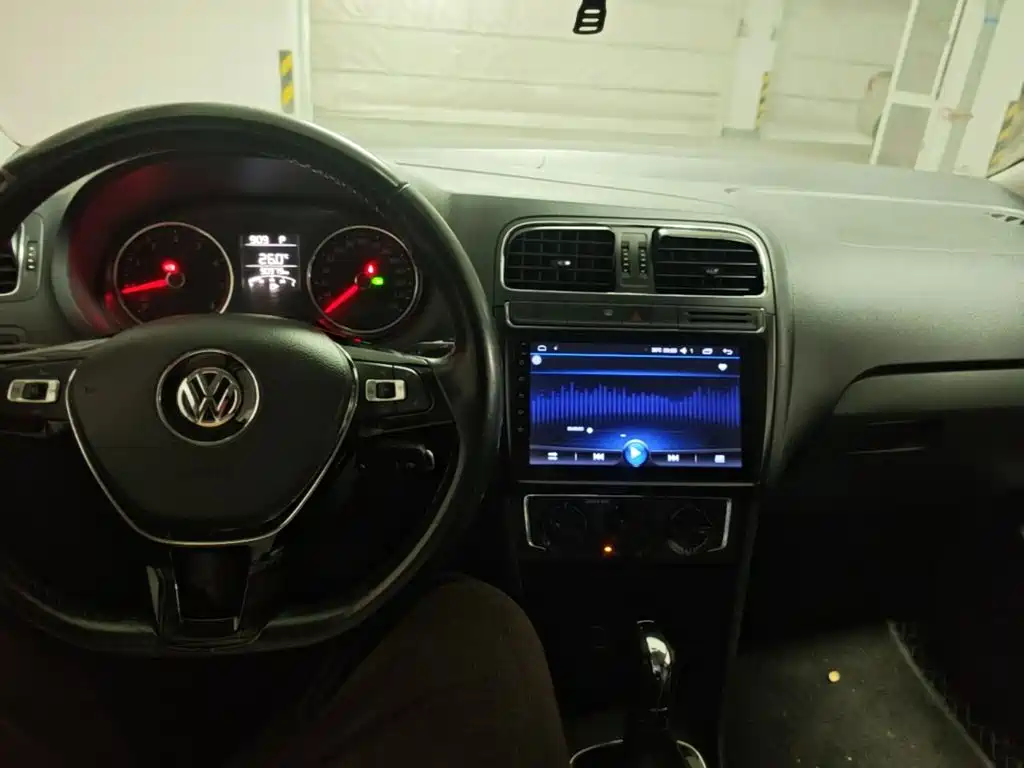 Volkswagen Polo — миниатюра 11