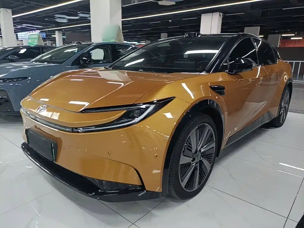 Toyota Toyota BZ5 — миниатюра 2