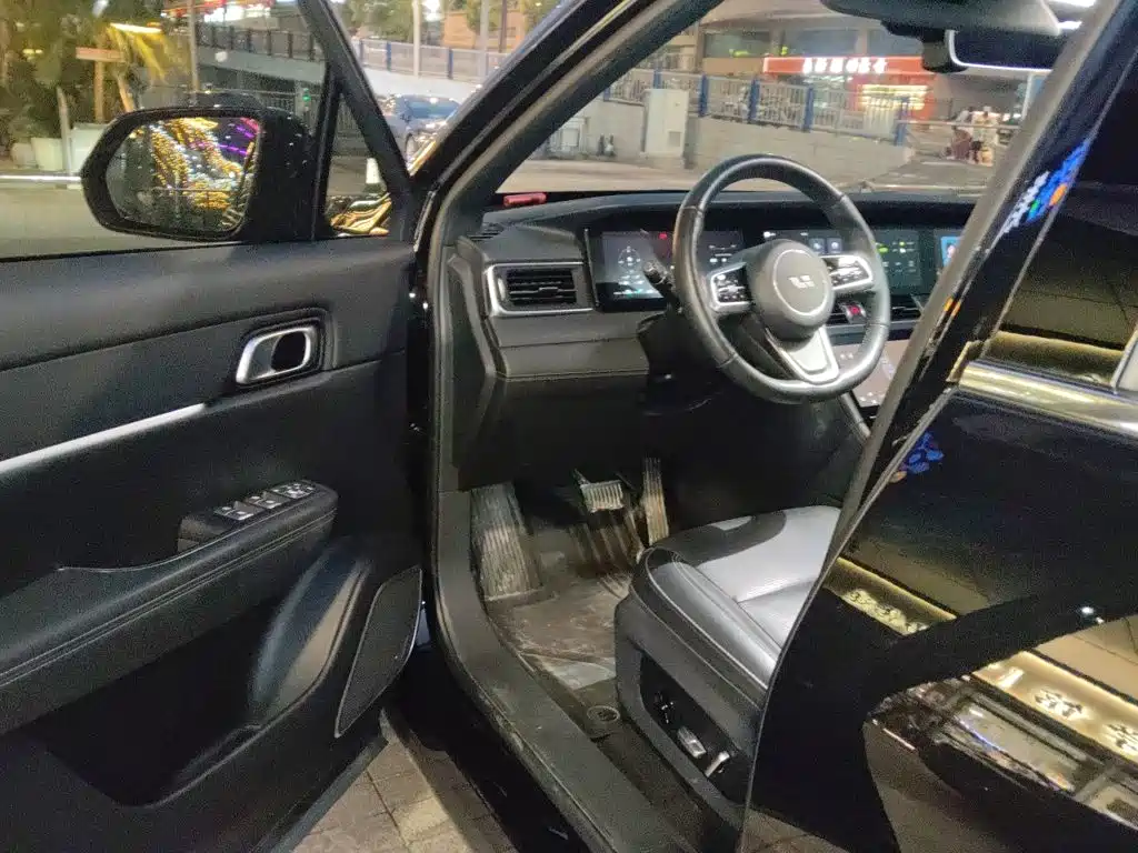 Li Auto Li ONE — миниатюра 12
