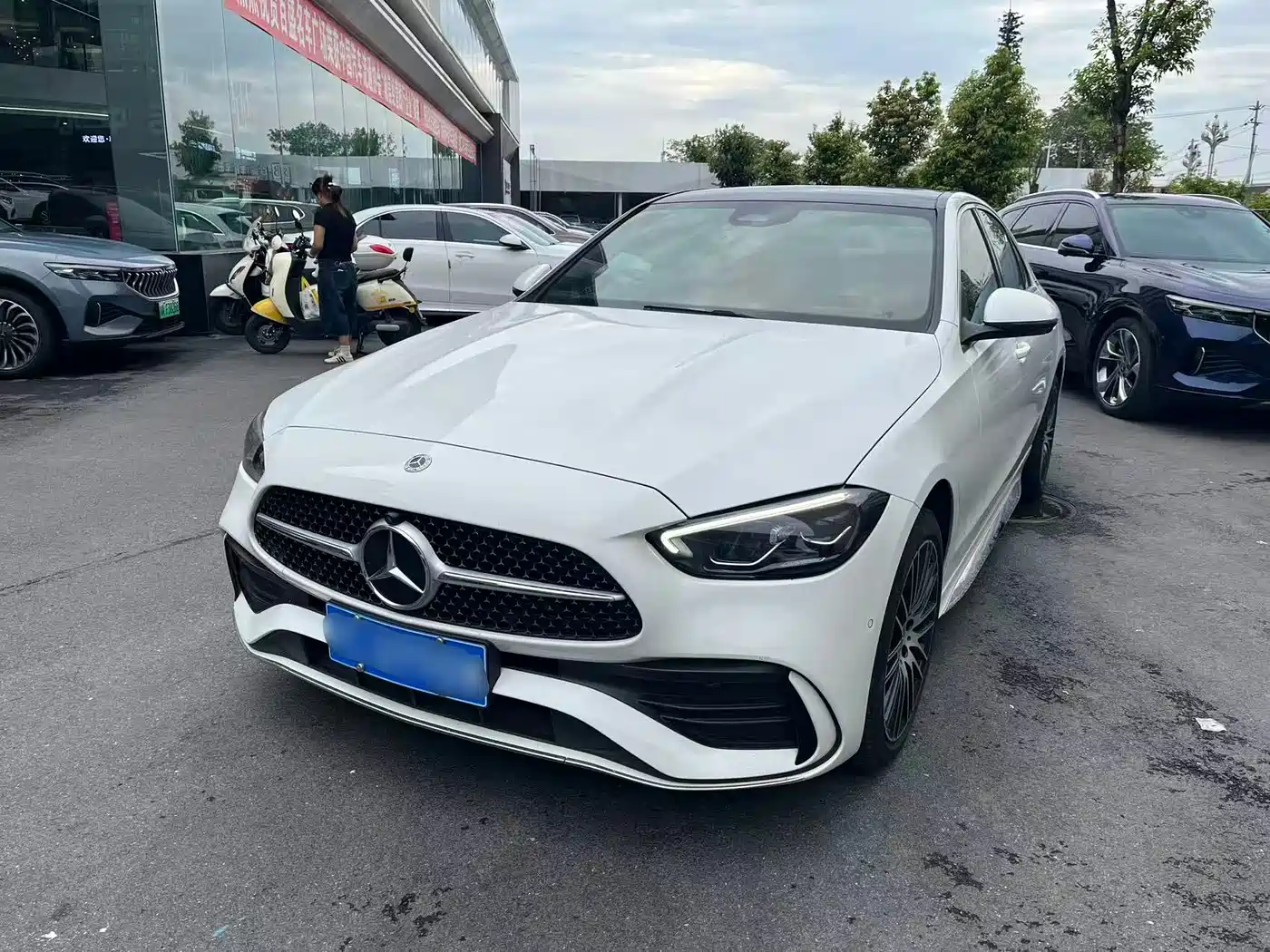 奔驰C级 2025款 C 260 L 运动版 2024