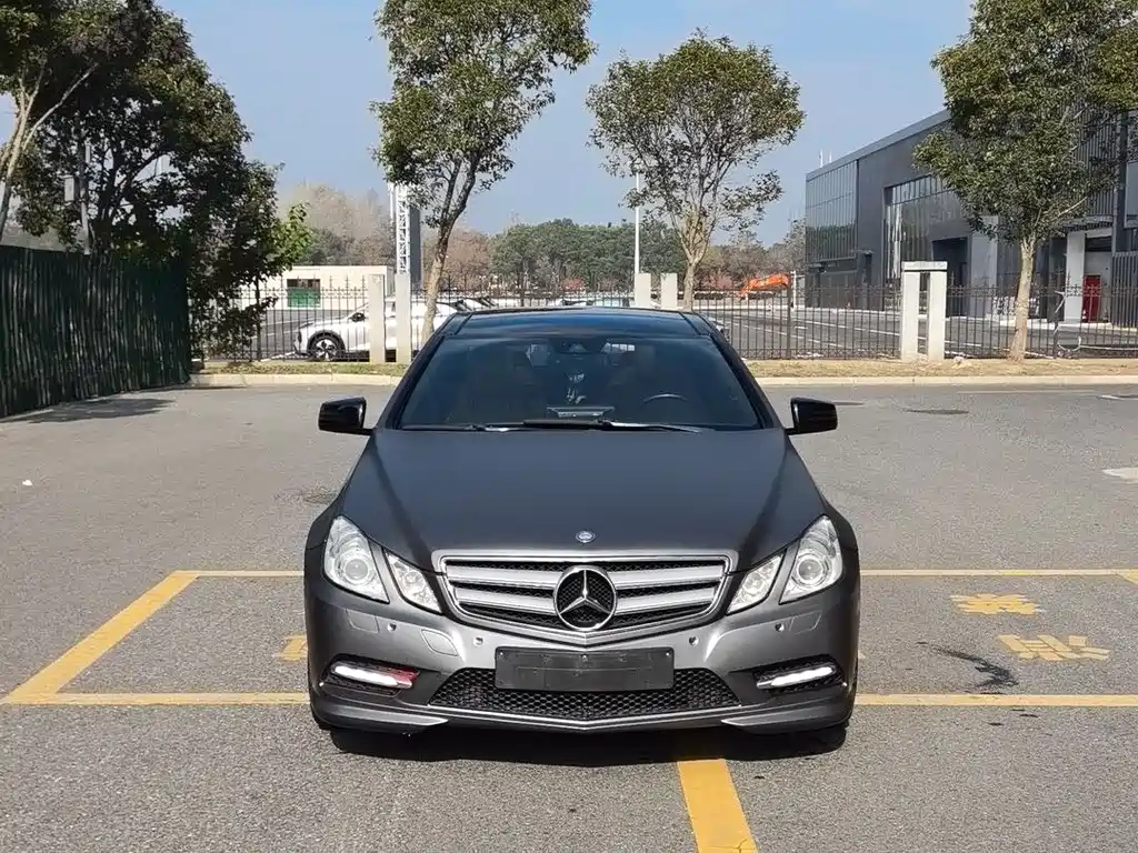 Mercedes-Benz E-Class E 2012 E 200 CGI Coupe