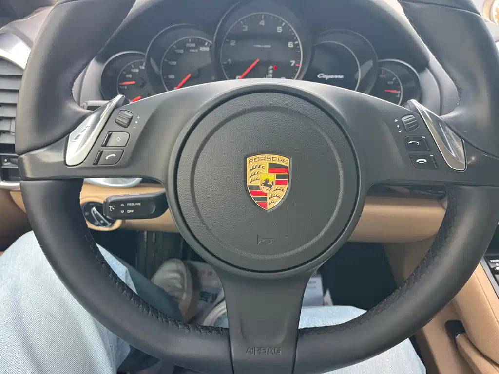 Porsche Cayenne 2014 Cayenne Platinum Edition 3.0T
