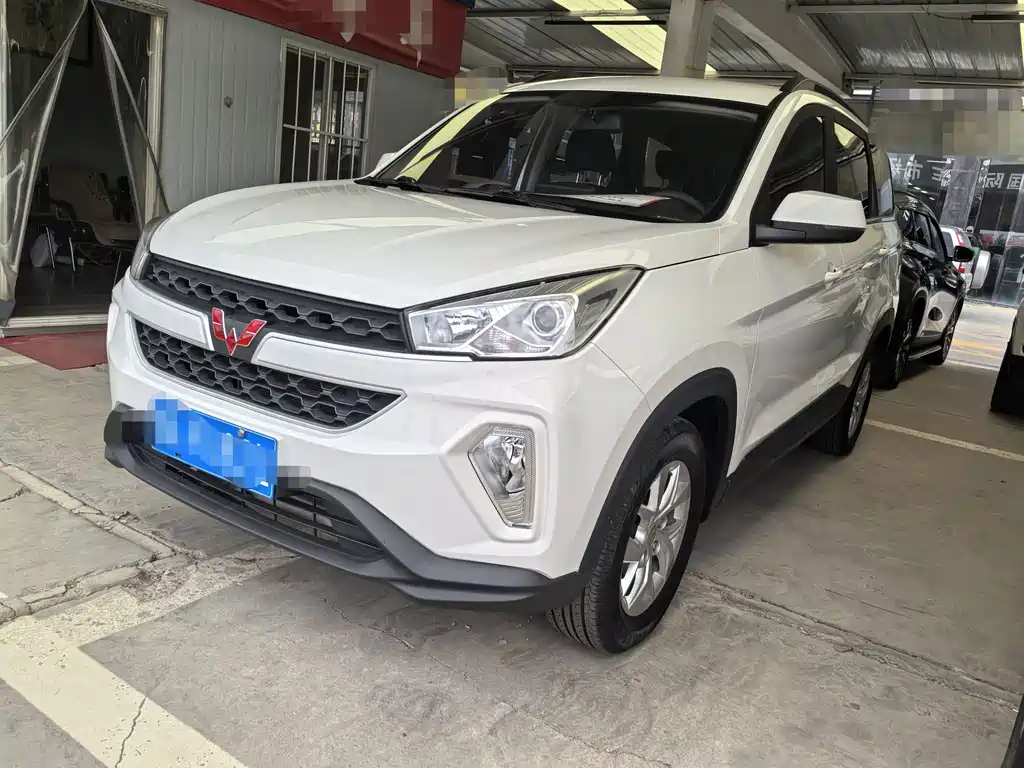 Wuling Hongguang S3