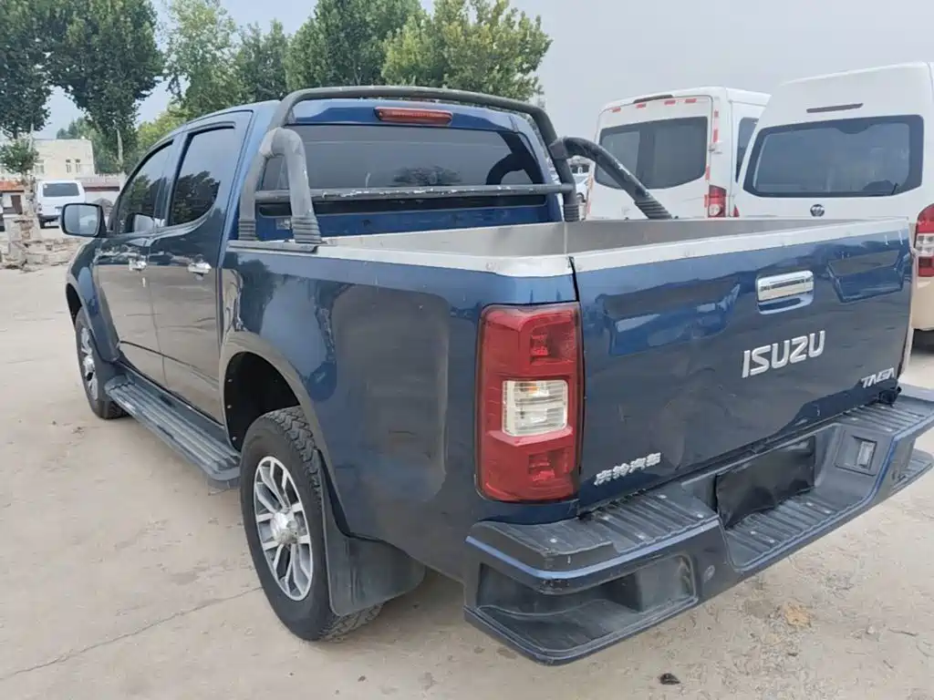 Isuzu TAGA Daga — миниатюра 5