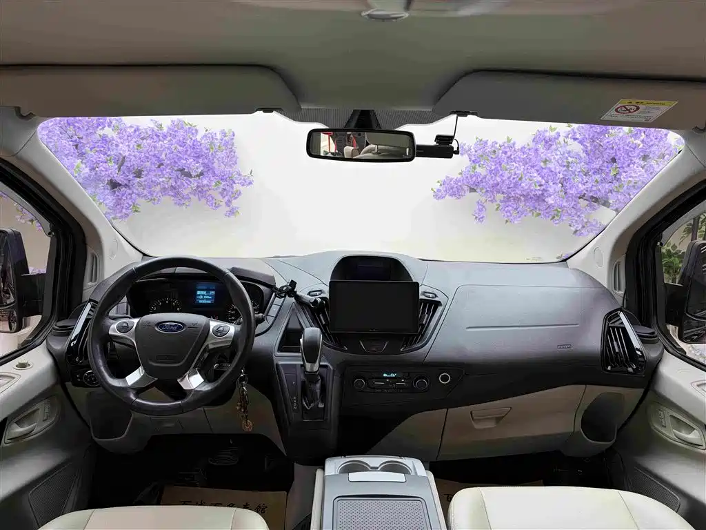 Ford Tourneo — миниатюра 13