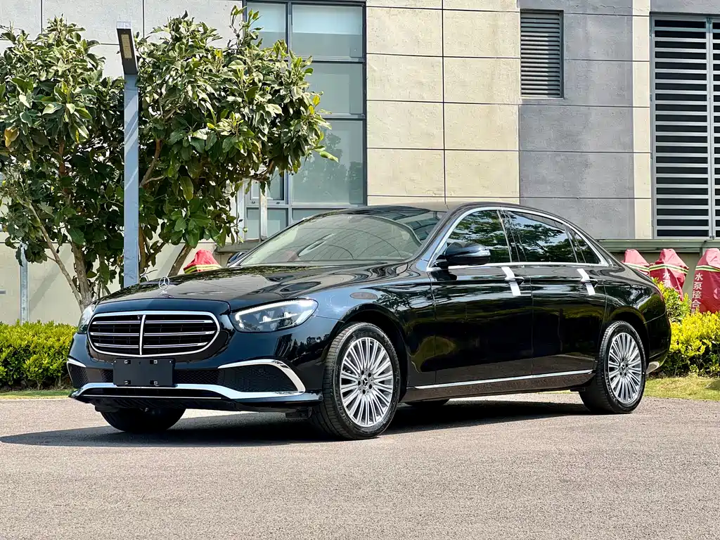 Mercedes-Benz E-Class 2021