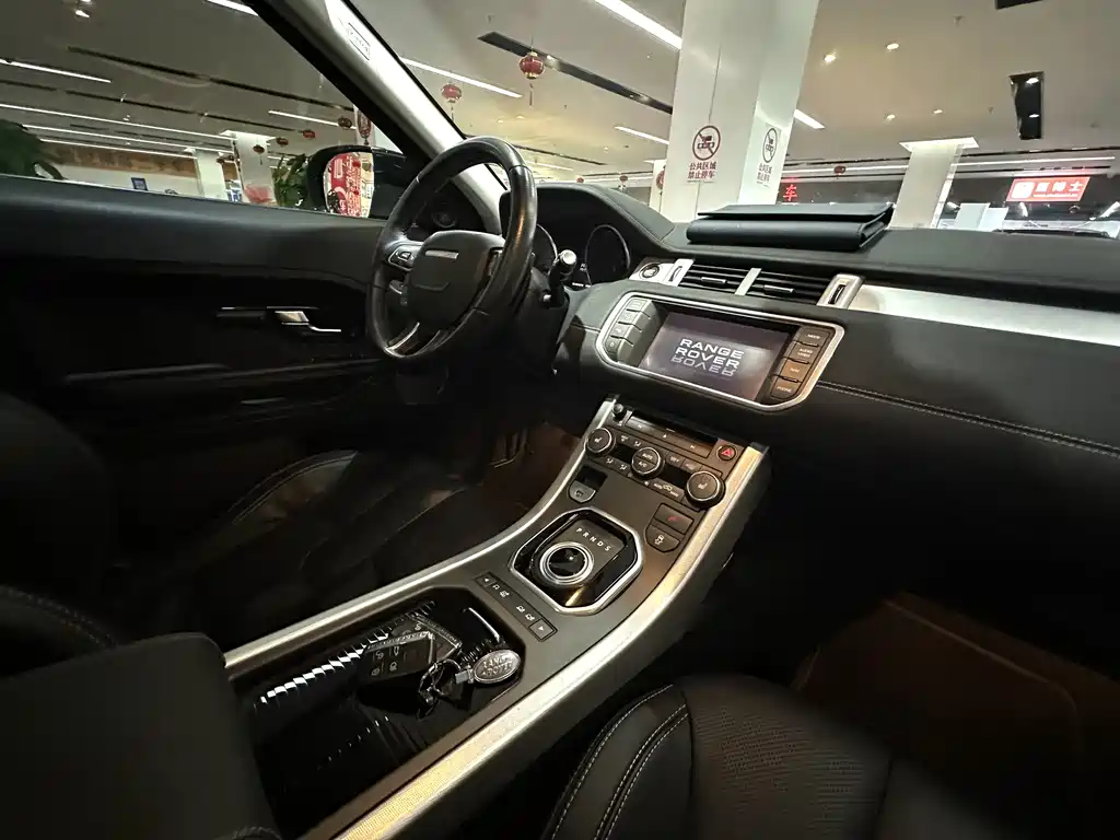 Land Rover Evoque (Import) — миниатюра 18
