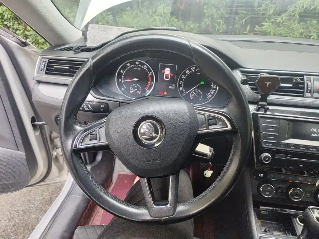 Skoda Superb — миниатюра 11