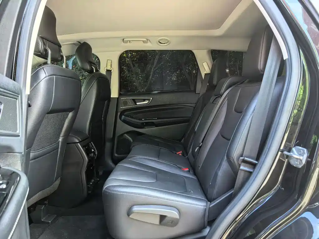 Ford Edge 2015 2.0T GTDi