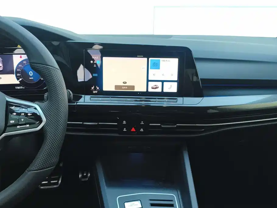 Volkswagen Golf — миниатюра 13
