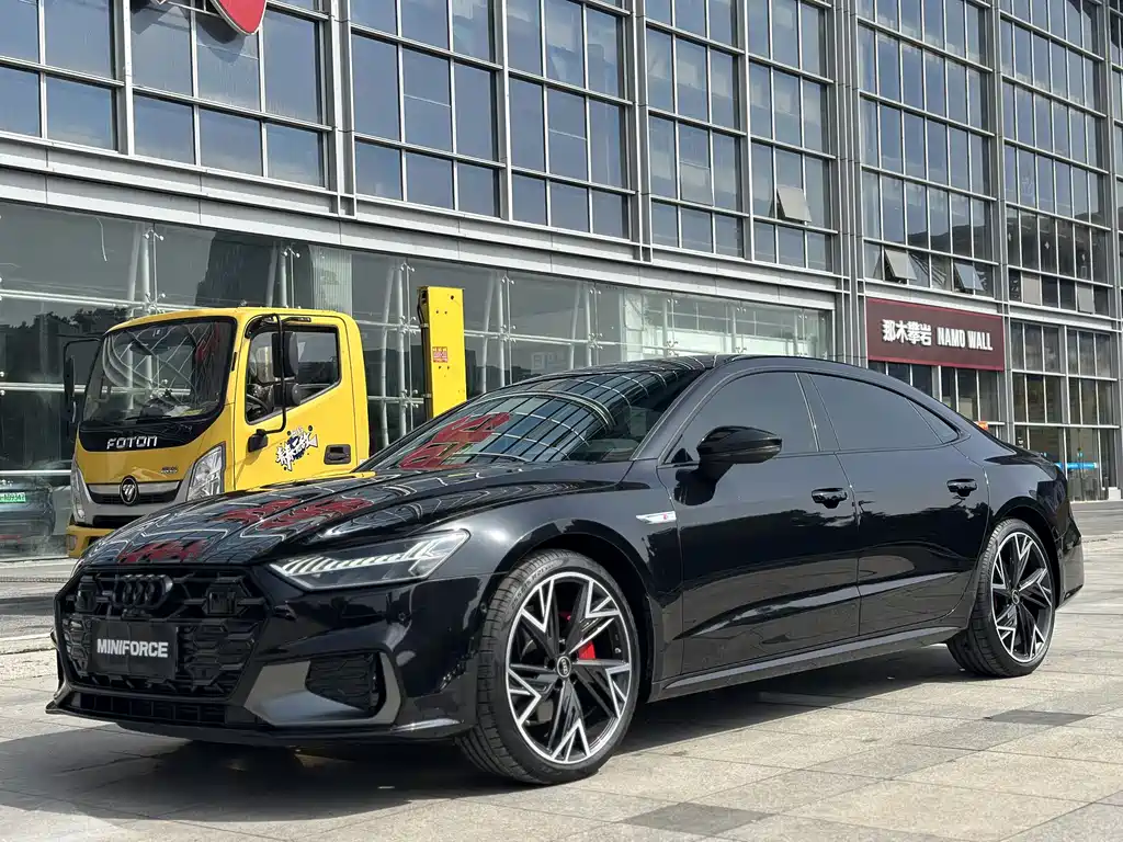 Audi A7L 2025