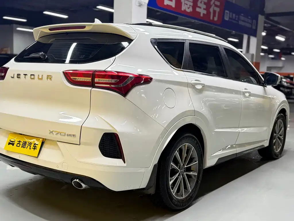JETOUR X70 2020 1.5T DCT 7 мест