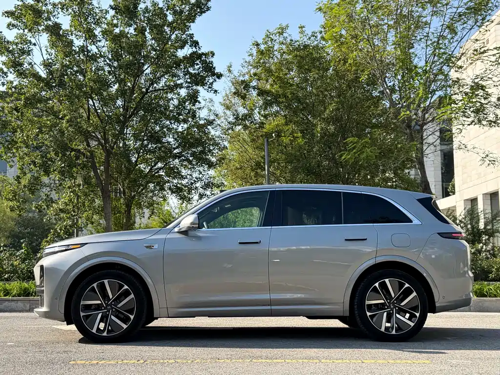 Li Auto IDEAL L7