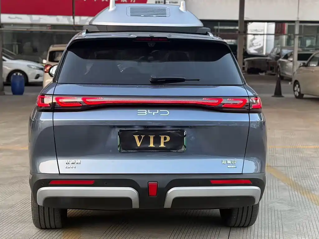 BYD SEA LION 07 DM I