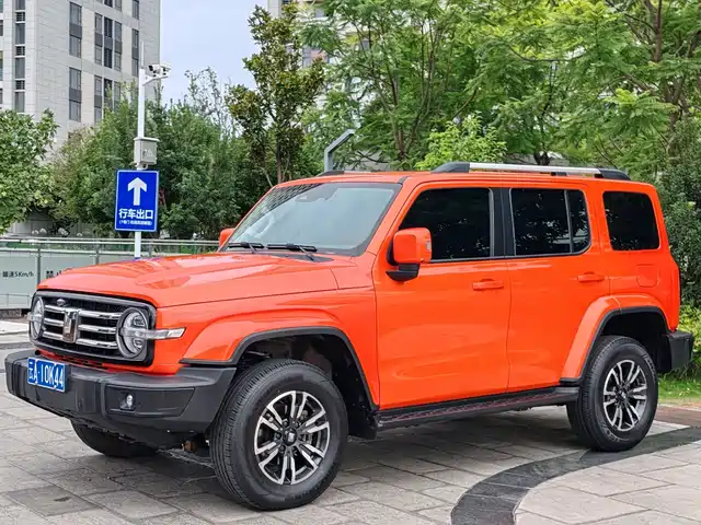 2022 TANK 300