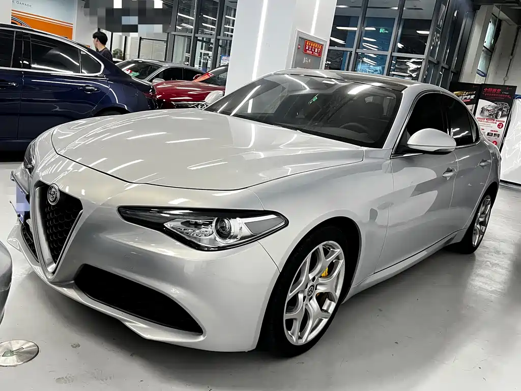 Alfa Romeo Giulia