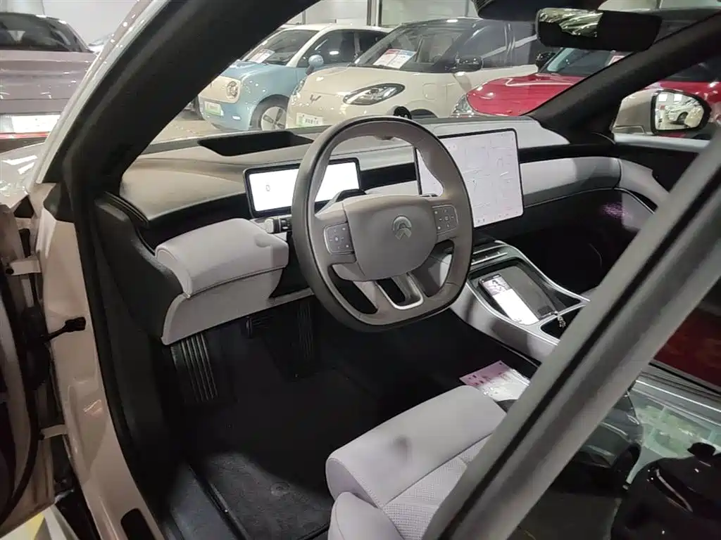 NIO ET5T 2025 75kWh Touring