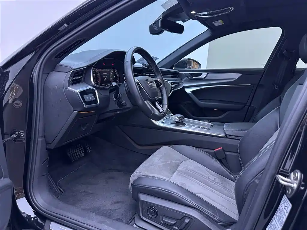 Audi A6L 2022 45 TFSI quattro