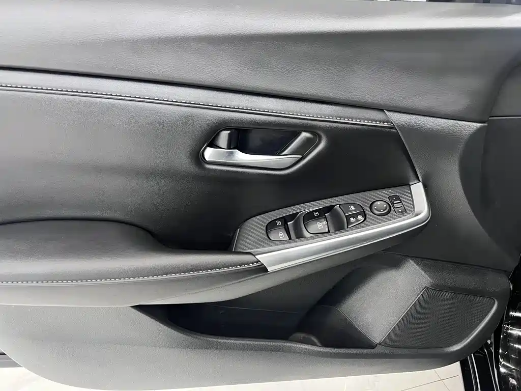 Nissan Sylphy 2023 1.6L CVT Enjoy