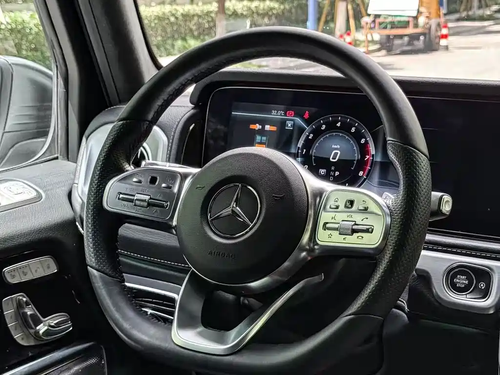 MERCEDES-BENZ G CLASS