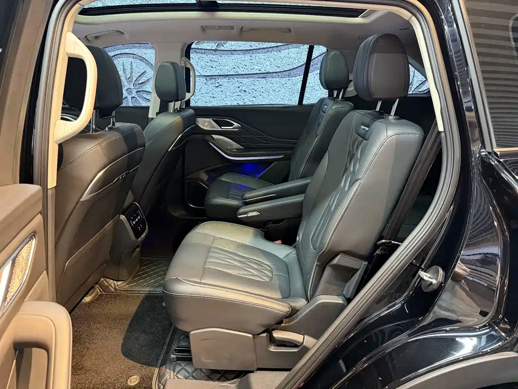 Hongqi HS7 PHEV 2024 2.0T PHEV 6 мест