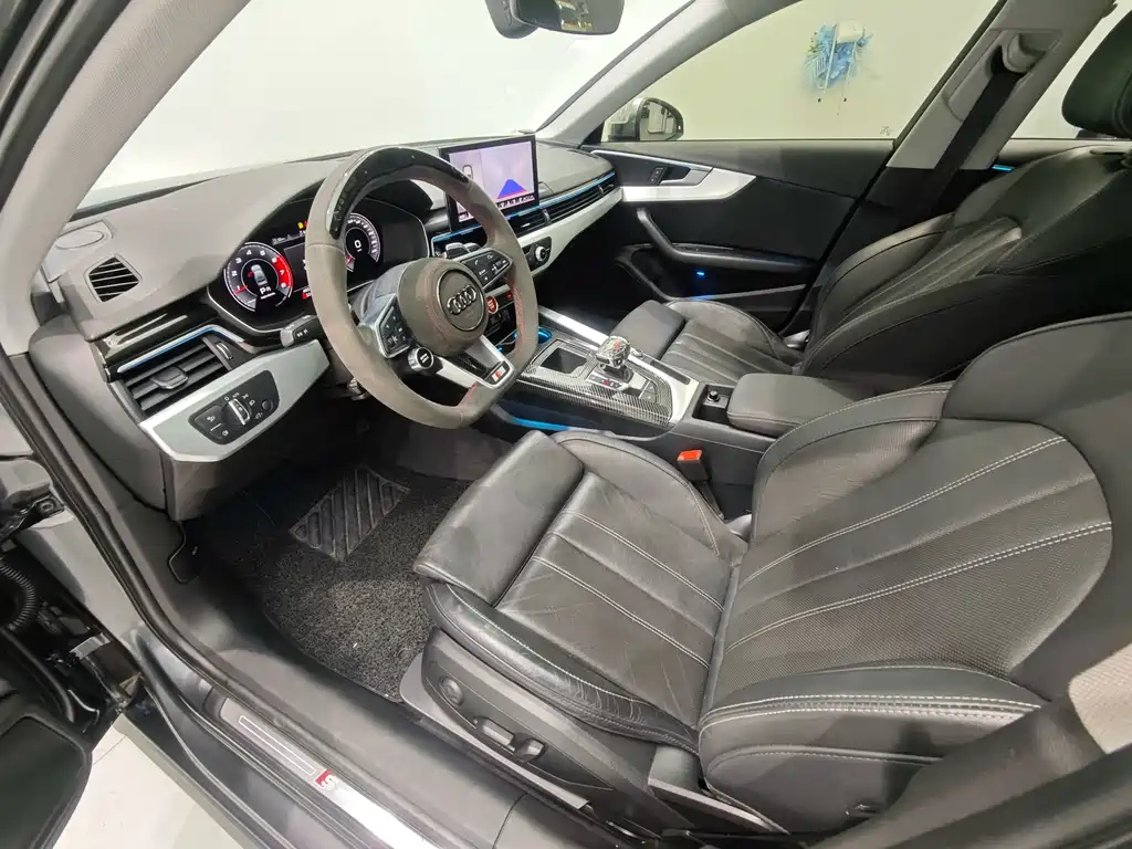 Audi A4L 2020 40 TFSI Fashion