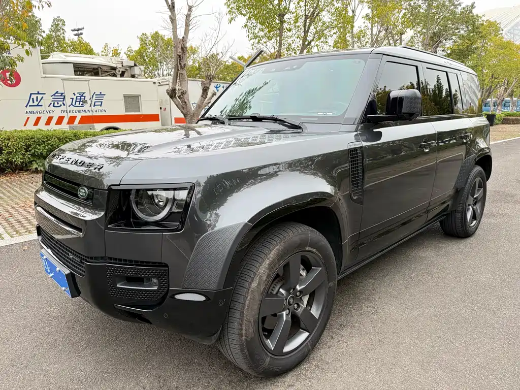 Land Rover Defender 2023 Facelift 110 3.0T P400 X-DYNAMIC HSE