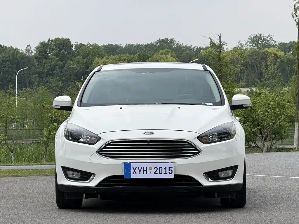 Ford Focus 2017 1.6L AT