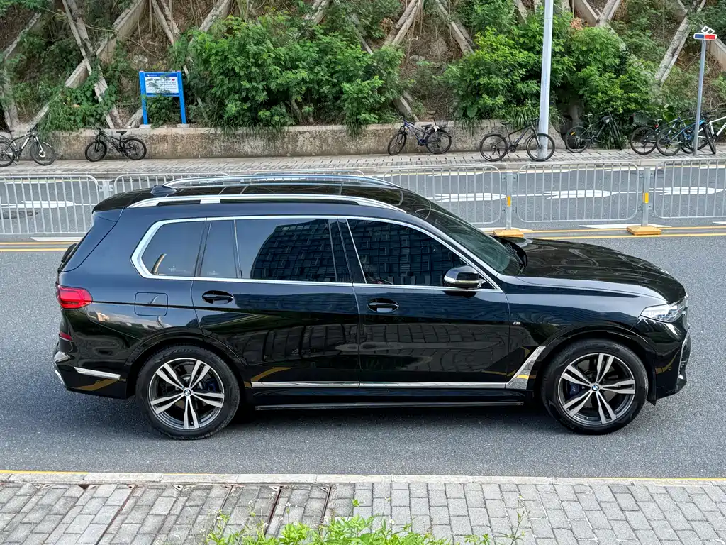 BMW X7 2021 xDrive40i Premium M Sport