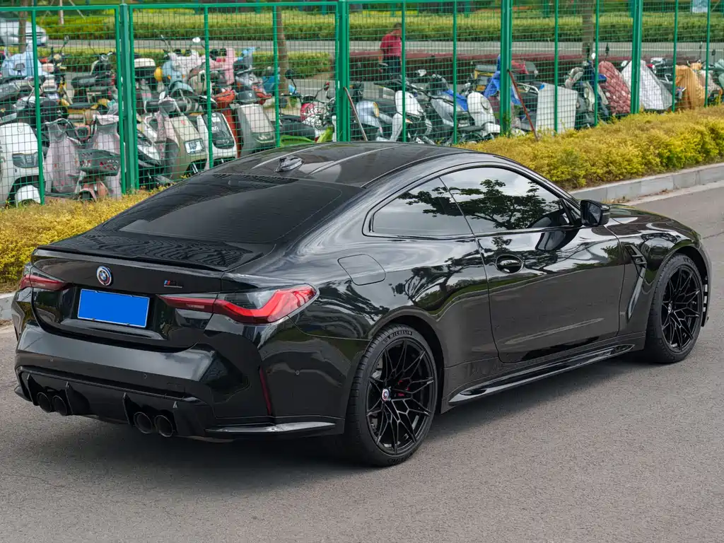 BMW M4 2022 M4 M xDrive