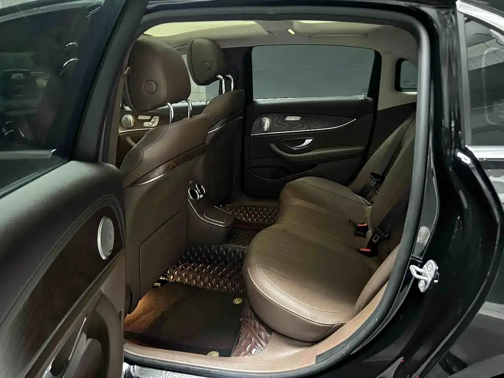 Mercedes-Benz E-Class E 2023 E 300 L Fashion
