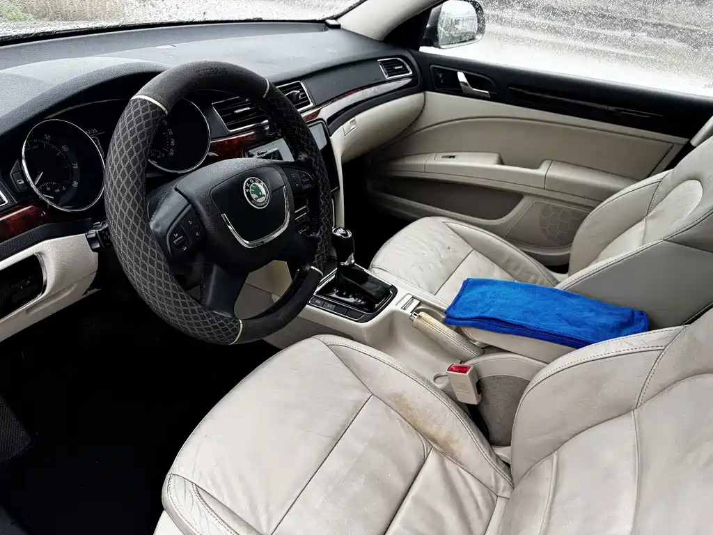 Skoda Superb (Import) — миниатюра 5