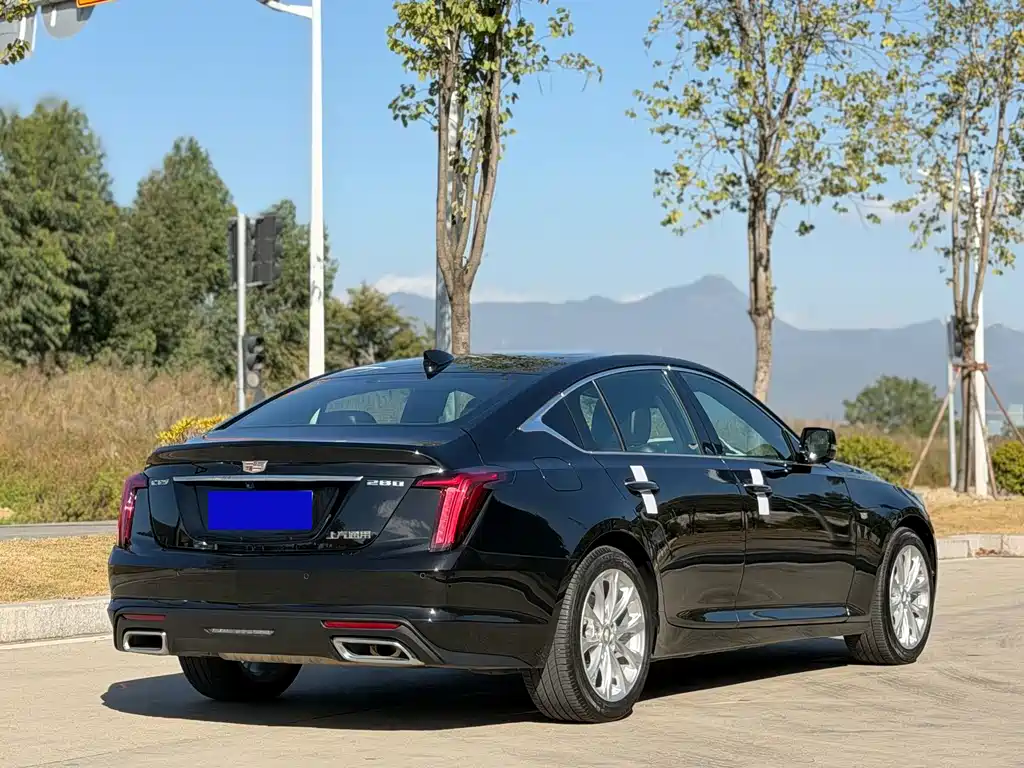 Cadillac CT5 — миниатюра 4