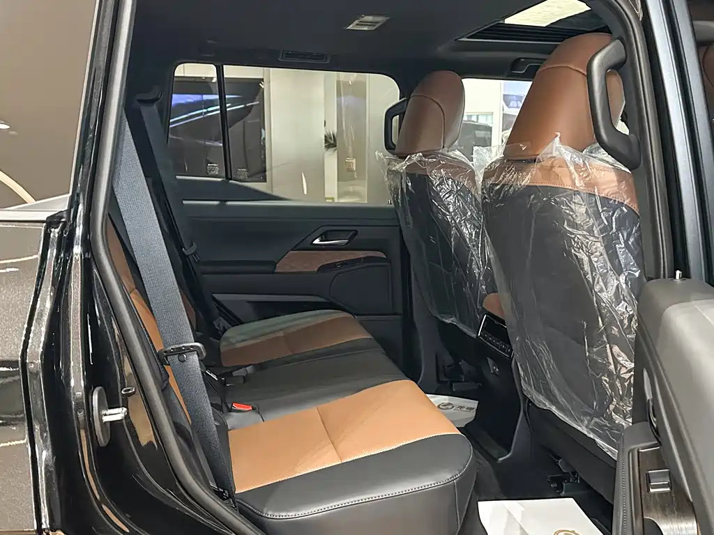 Lexus GX 2025 550
