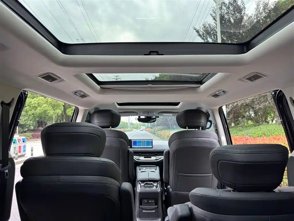 Maxus G10 2025 MAX 2.0T AT Flagship 7 мест