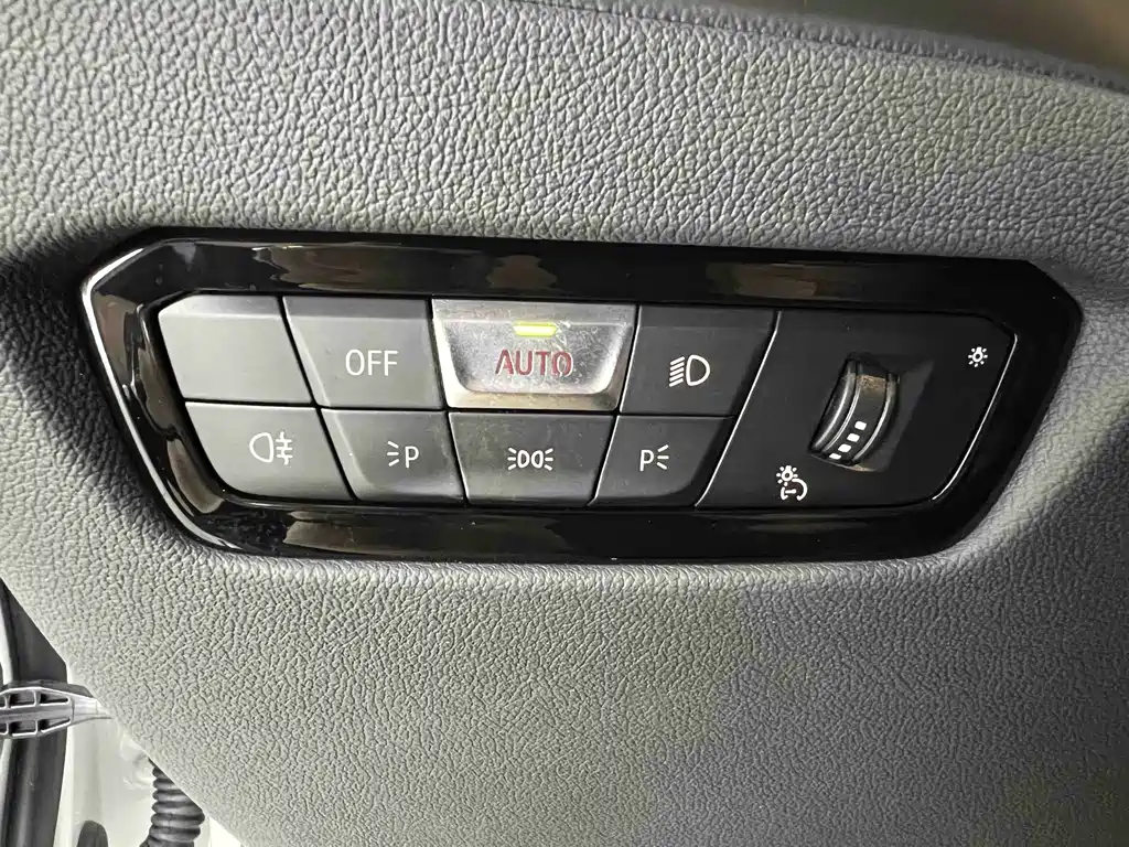 BMW 3 Series — миниатюра 9