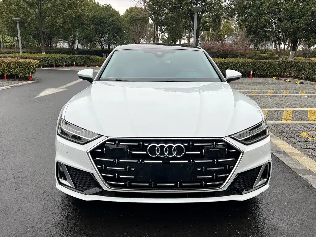 AUDI A7L
