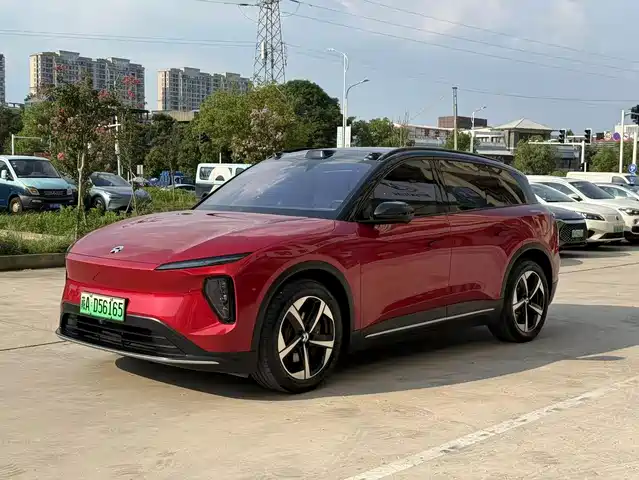 2025 Nio ES6