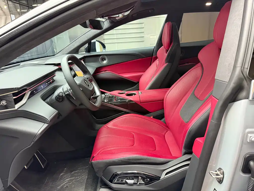 LOTUS SPORTS CAR ELETRE