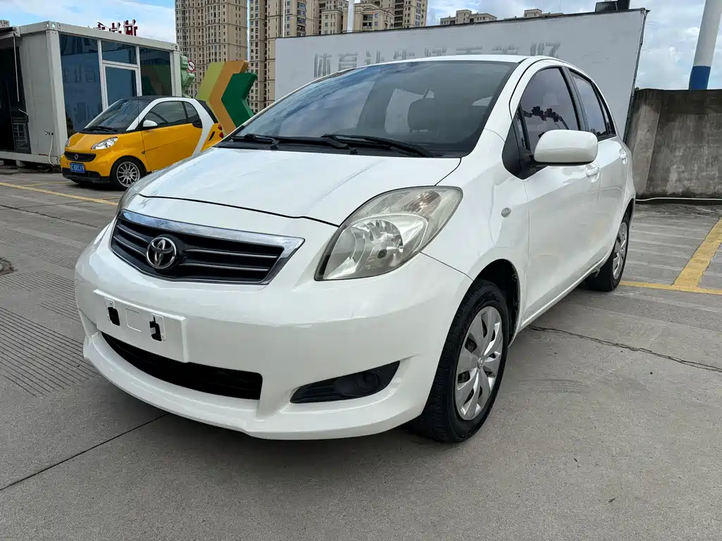 Toyota Yaris 2013