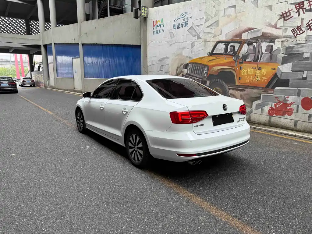 Volkswagen Sagitar — миниатюра 4