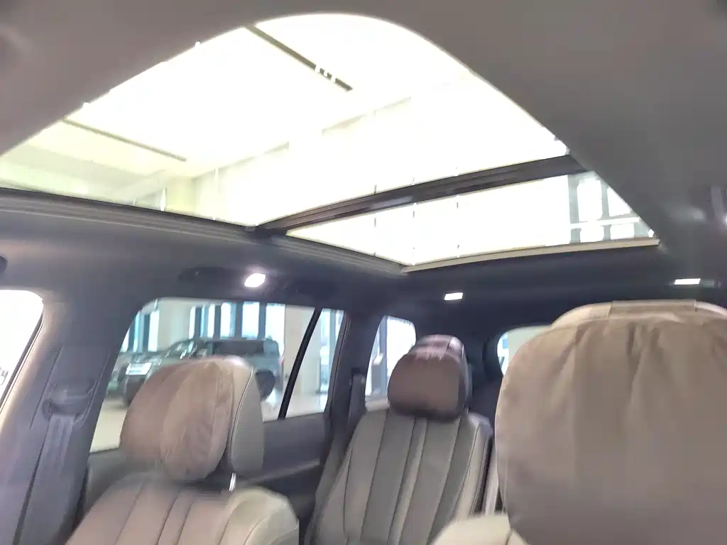 Li Auto ONE 2020 6 мест
