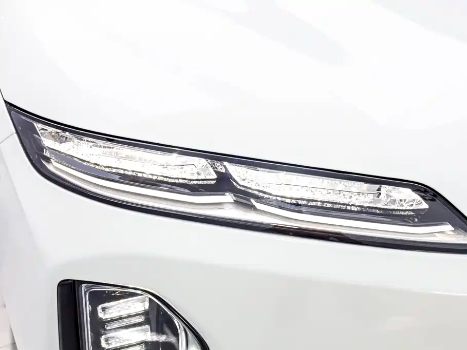 NIO ES9 — миниатюра 38