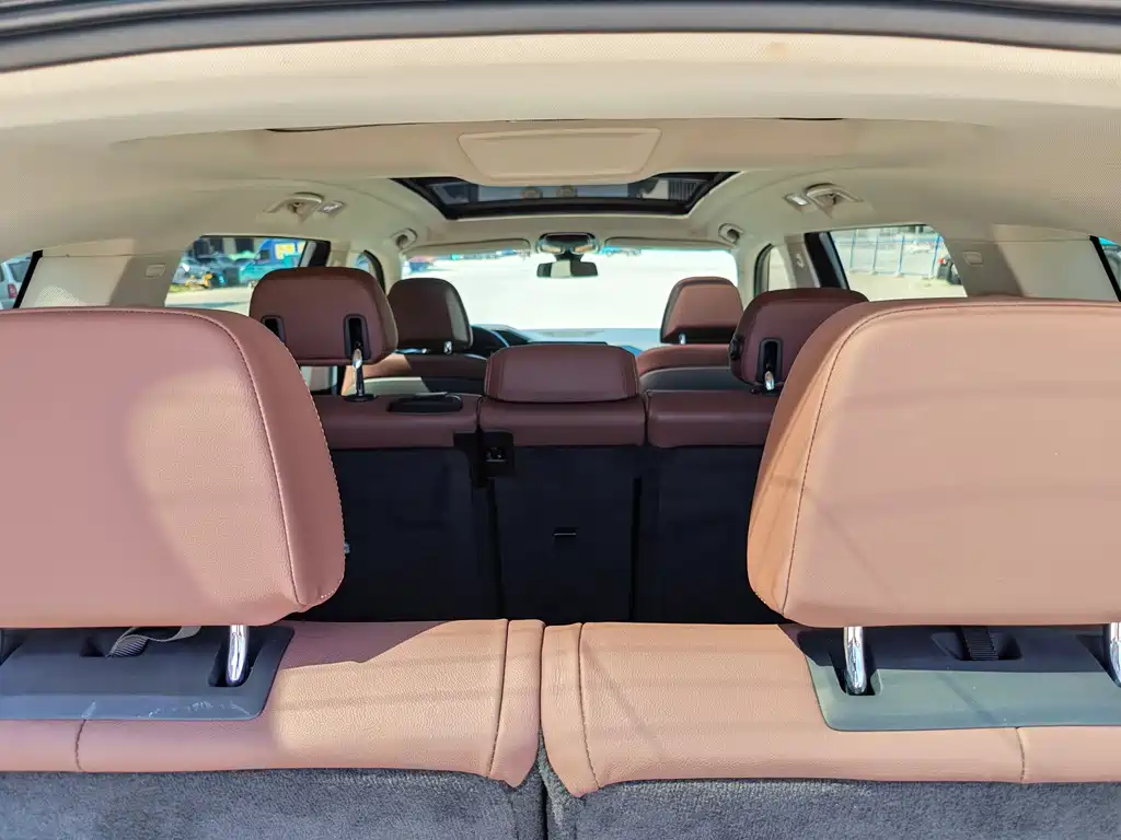 BMW X7 — миниатюра 8