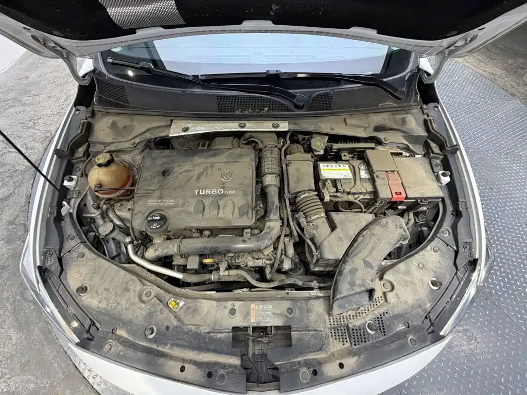 Buick Verano — миниатюра 13