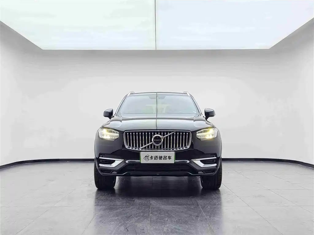 Volvo XC90 2022 E T8 Luxury 7 мест