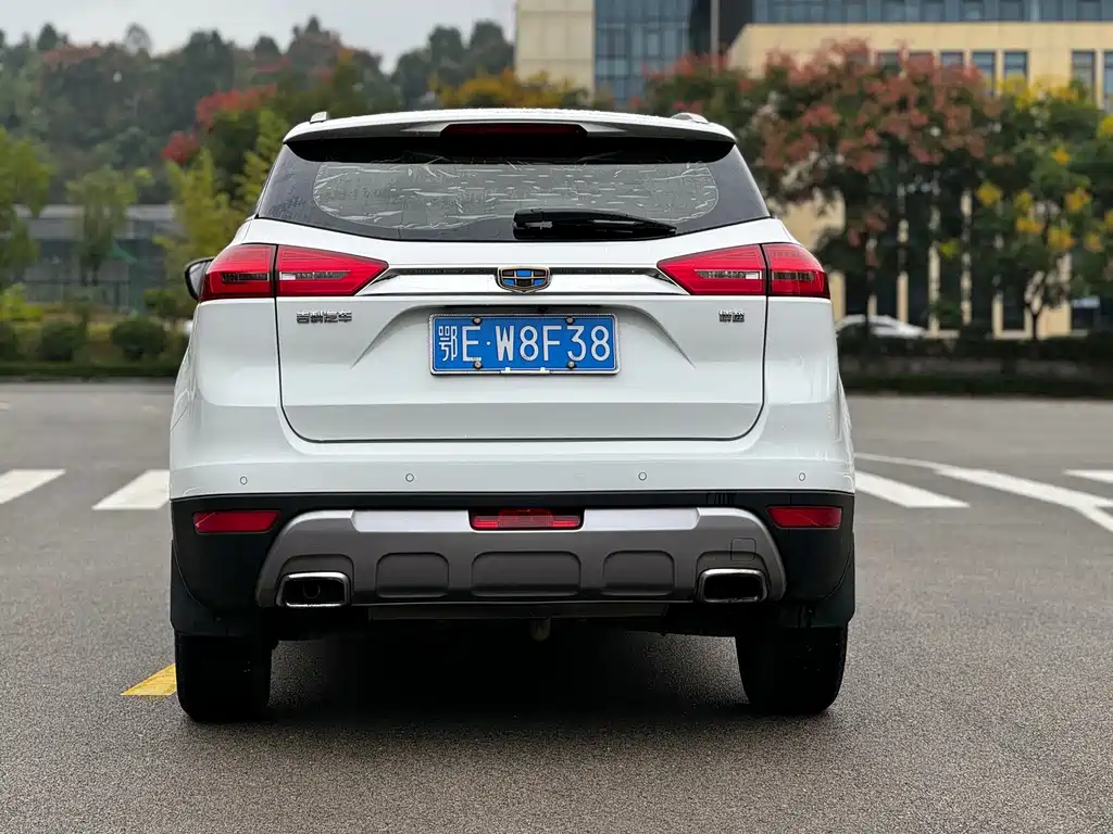 Geely Boyue — миниатюра 8