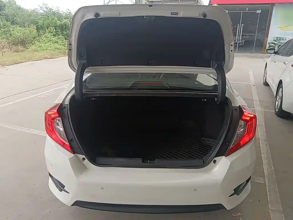 Honda Civic — миниатюра 19